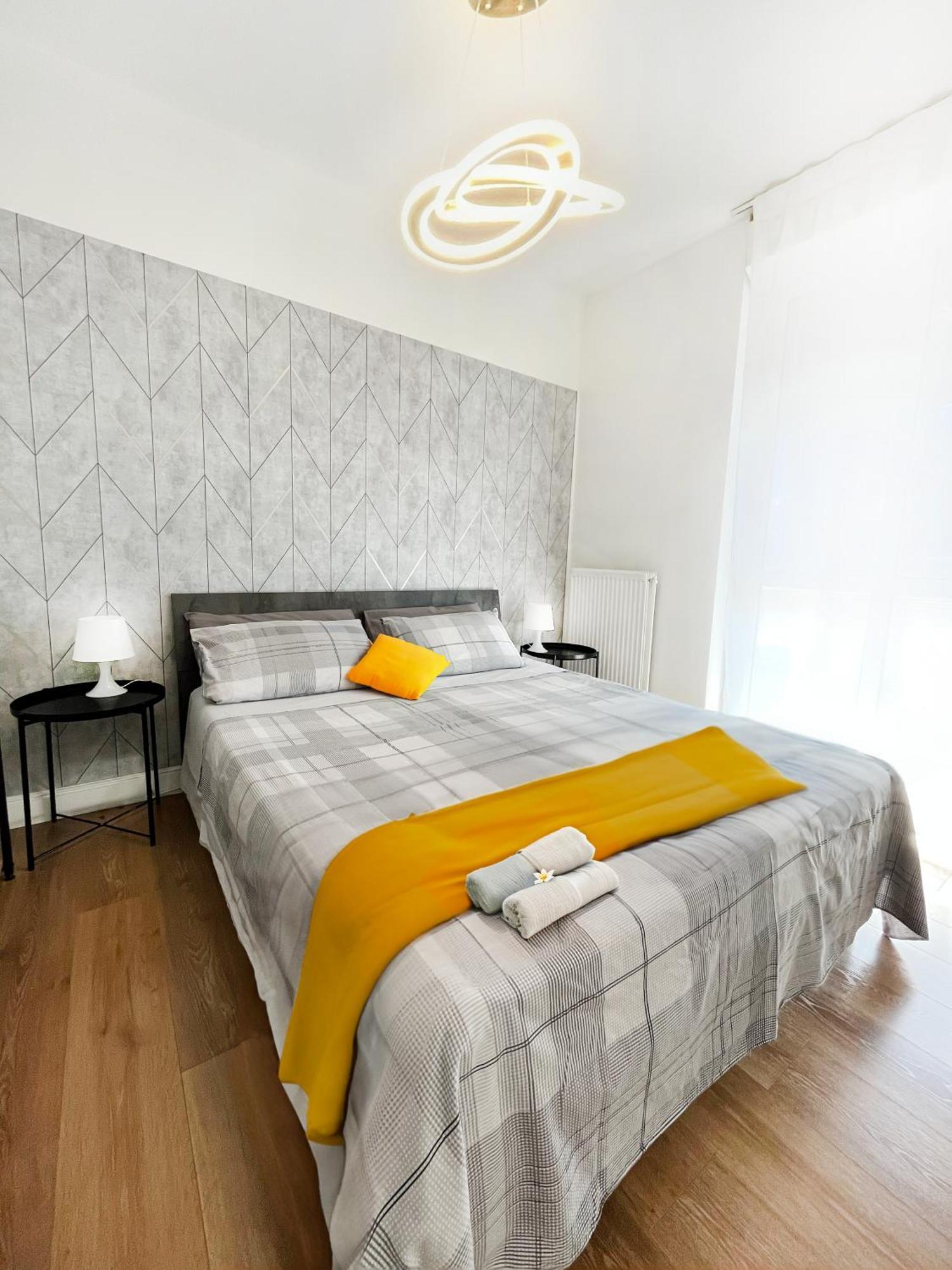 Suitesflores - Bright And Cozy Apartment In Verona Exterior foto